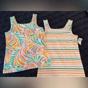 NWT set of 2 Old Navy tank tops
